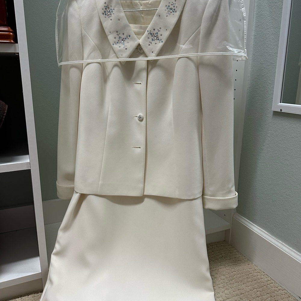 John Meyer Of Norwich White Jeweled Dress And Jacket Two-Piece Set, Size 10